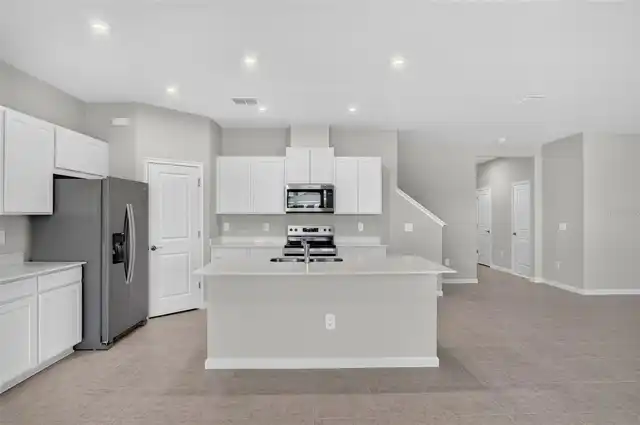 Listing Photo 6