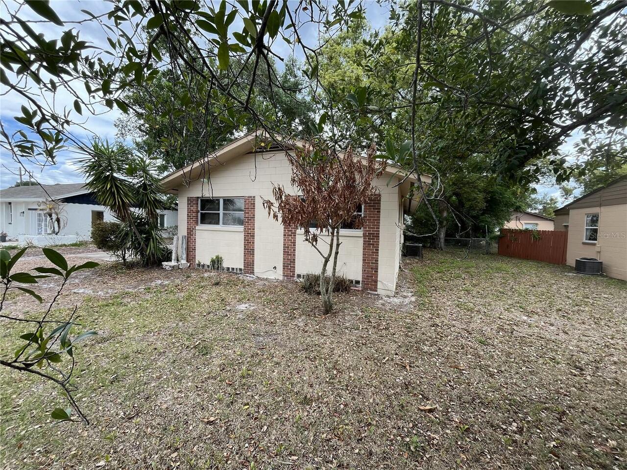 Listing Photo 8