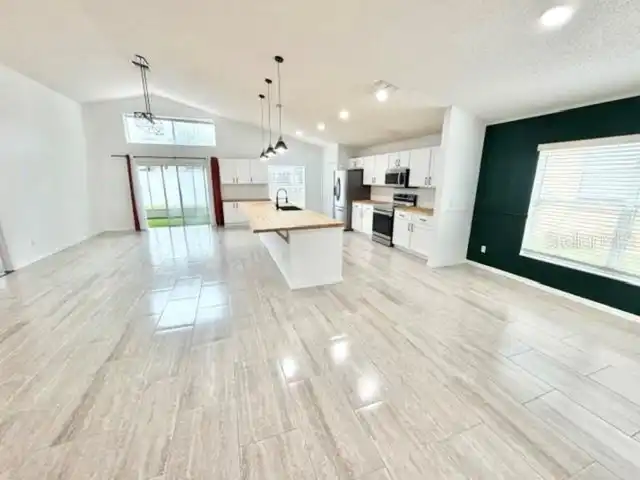Listing Photo 13