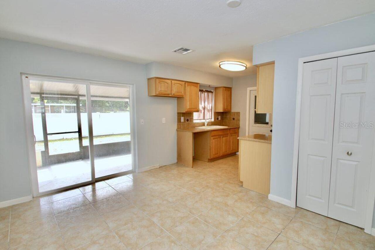 Listing Photo 9