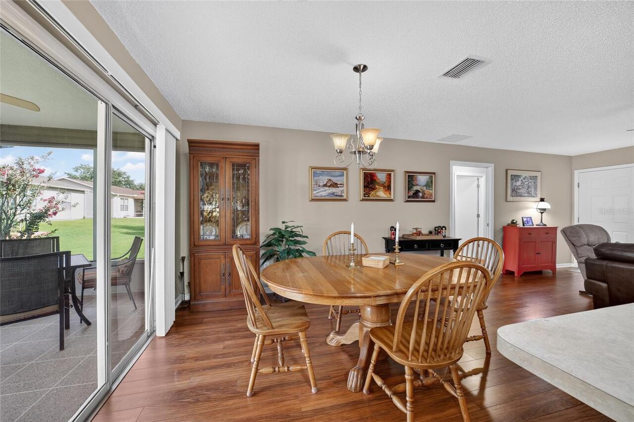 Listing Photo 8
