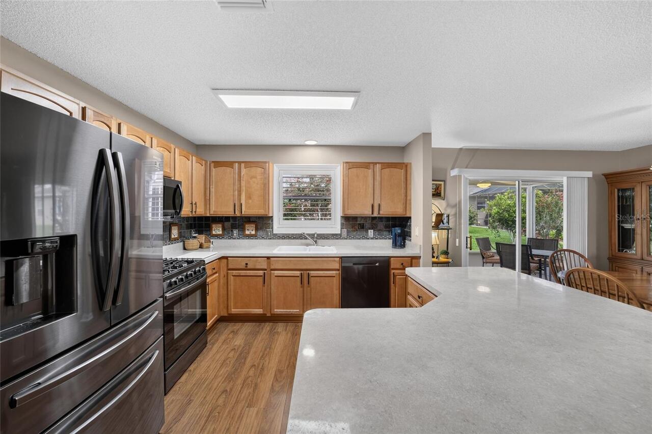 Listing Photo 11
