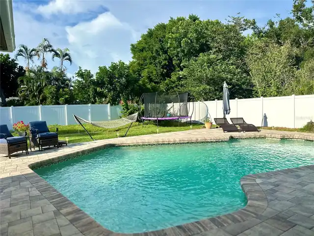 Listing Photo 37