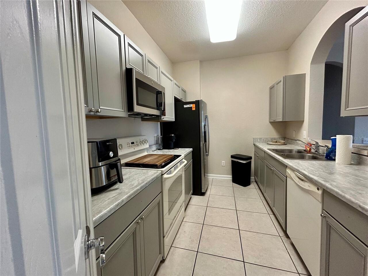 Listing Photo 7