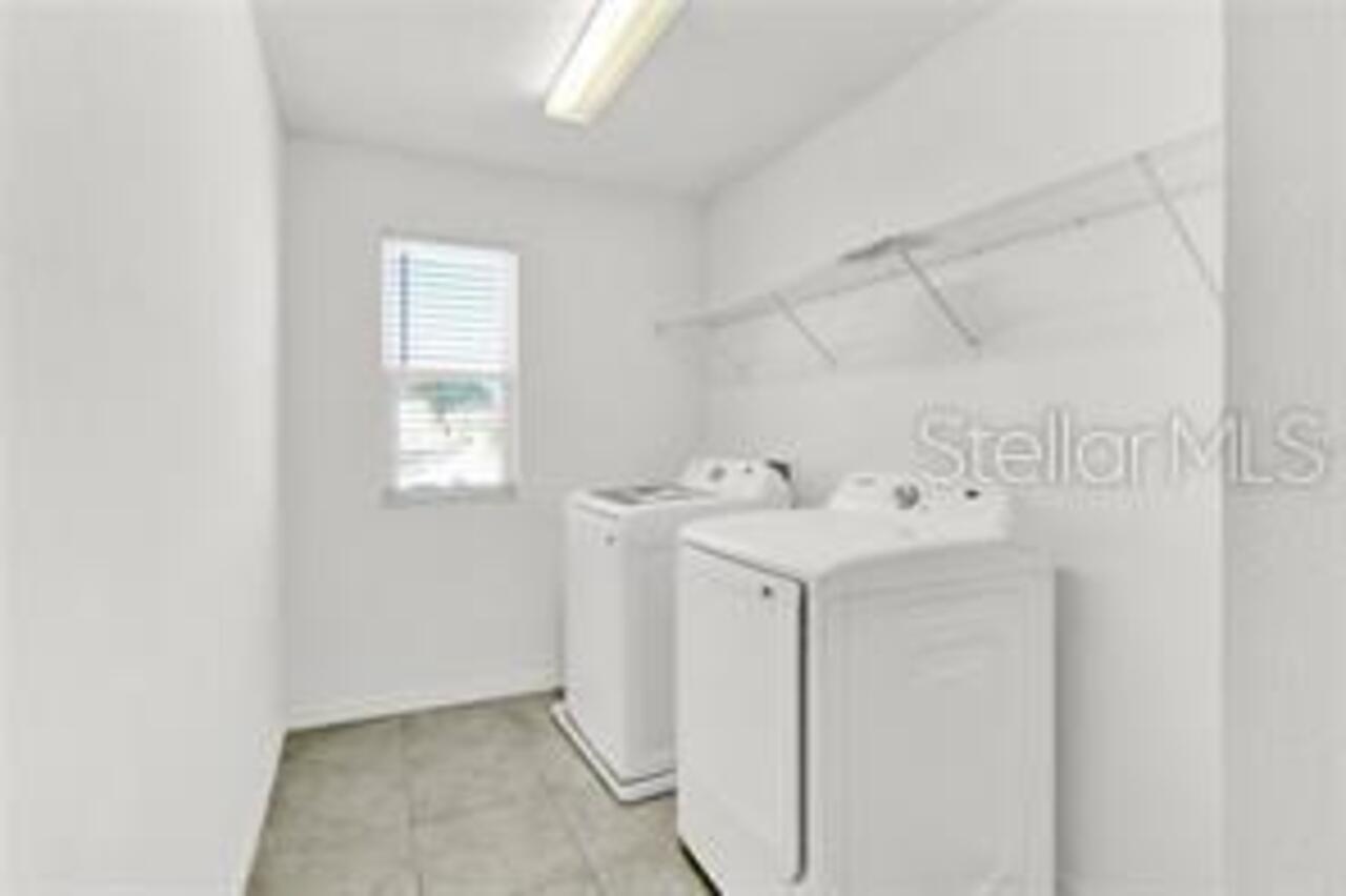 Listing Photo 12