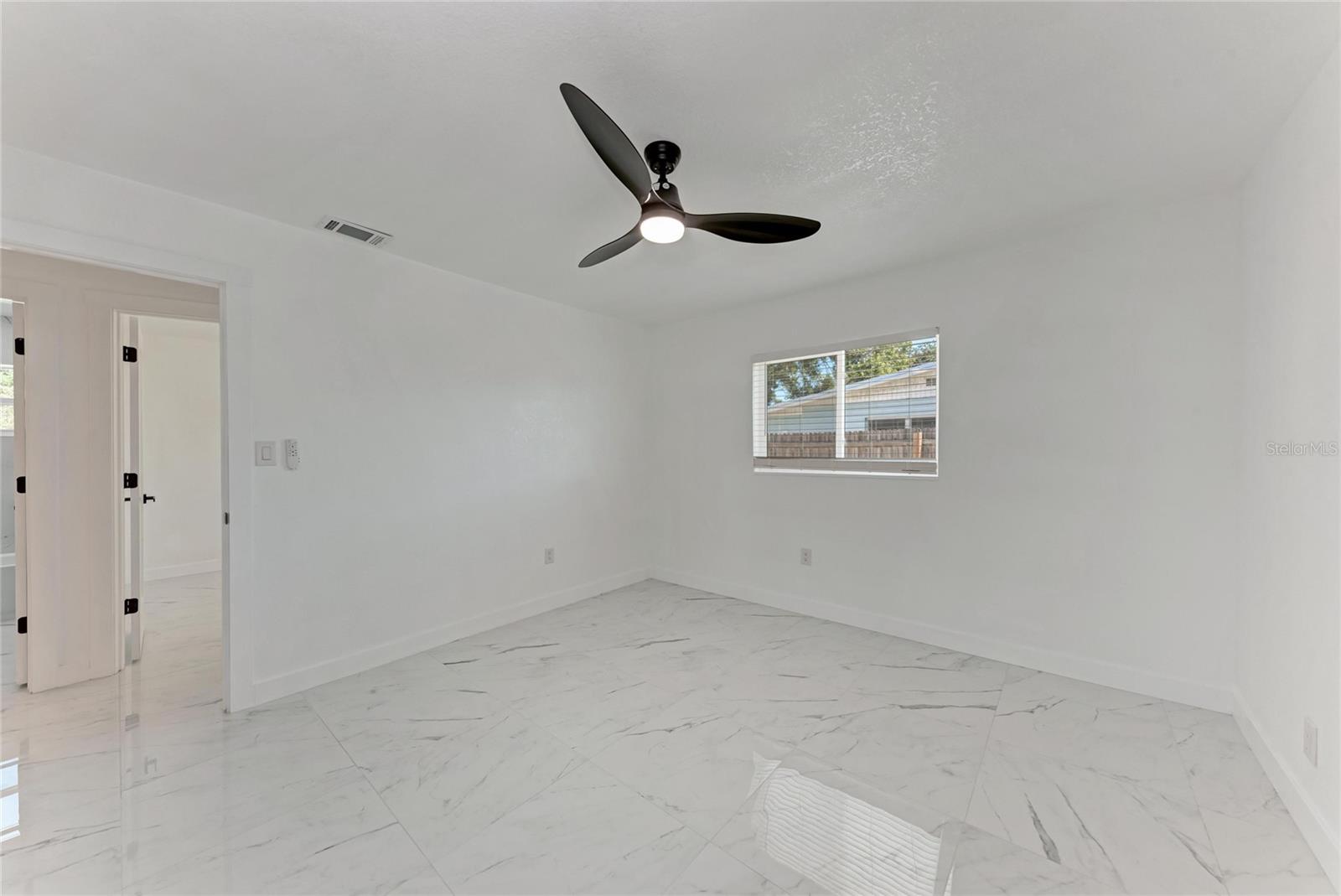 Listing Photo 33
