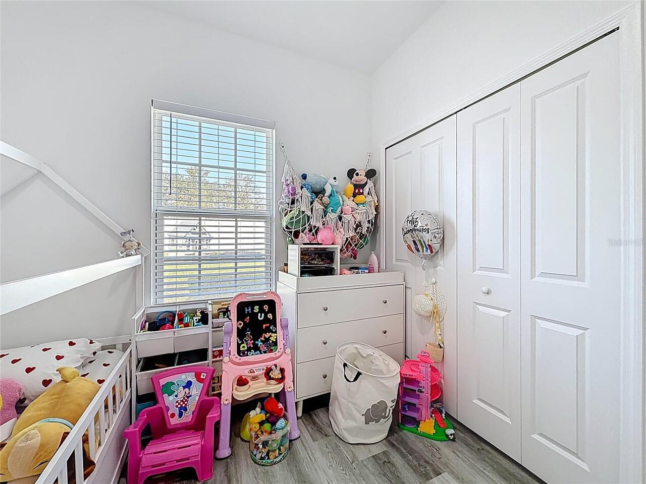 Listing Photo 17