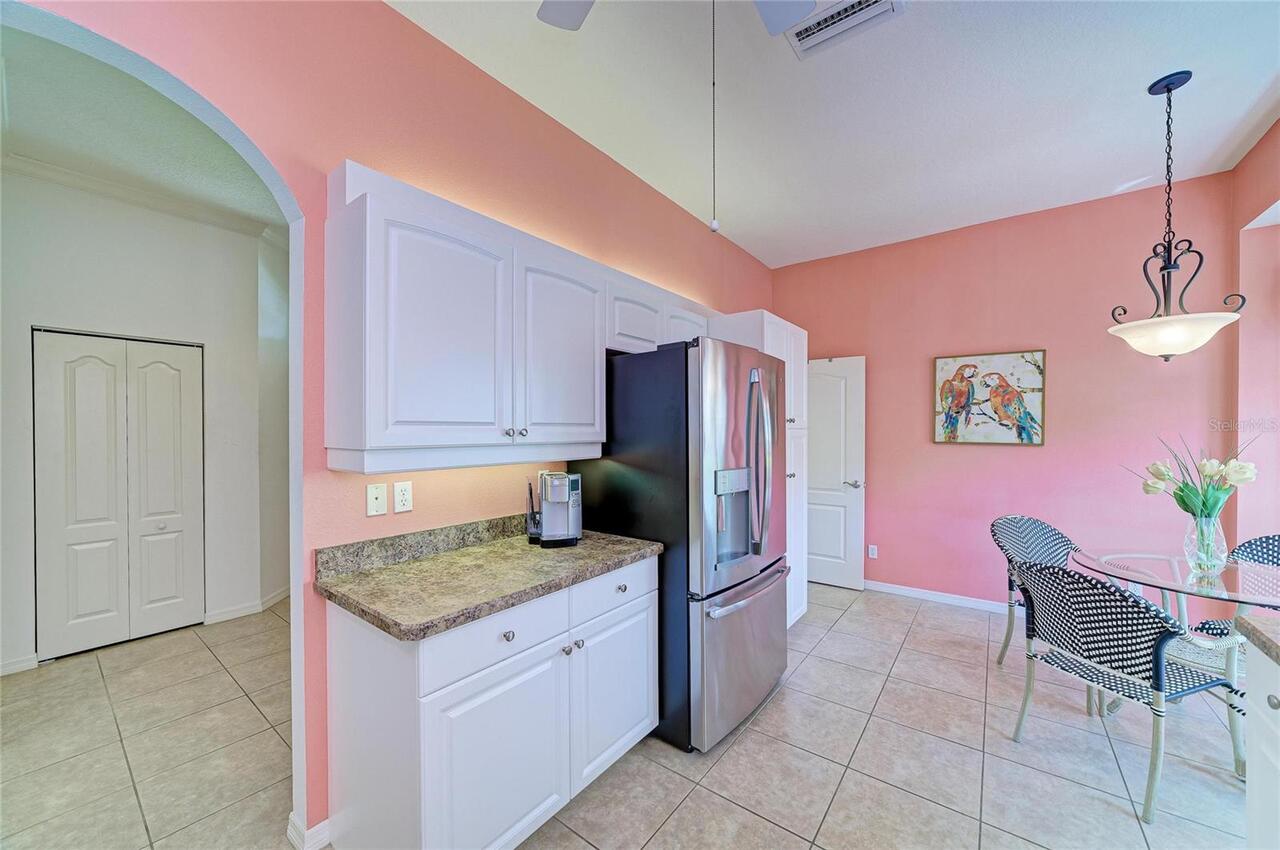 Listing Photo 17