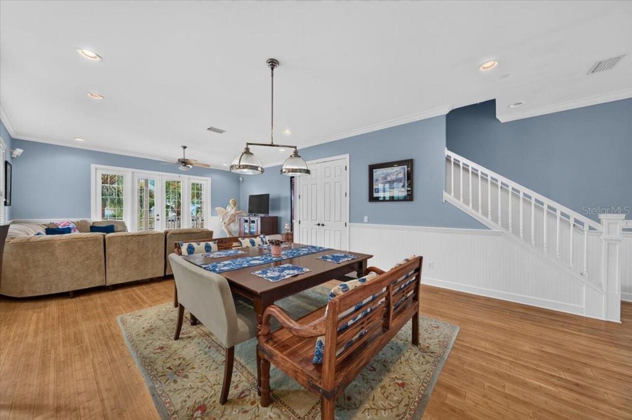 Listing Photo 11