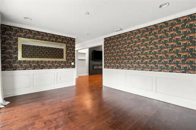 Listing Photo 25