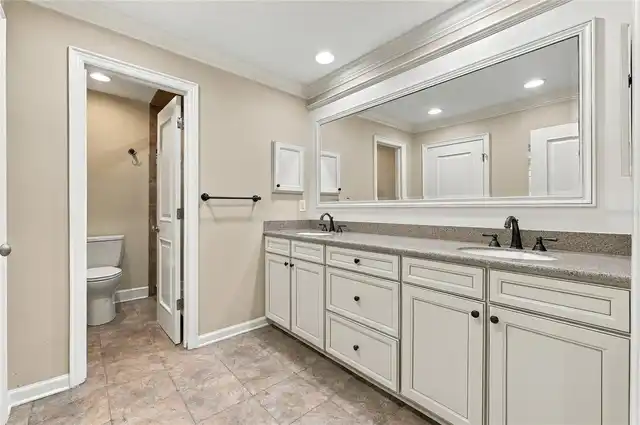 Listing Photo 31
