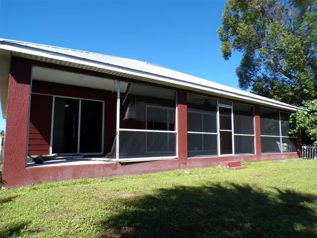 Listing Photo 16