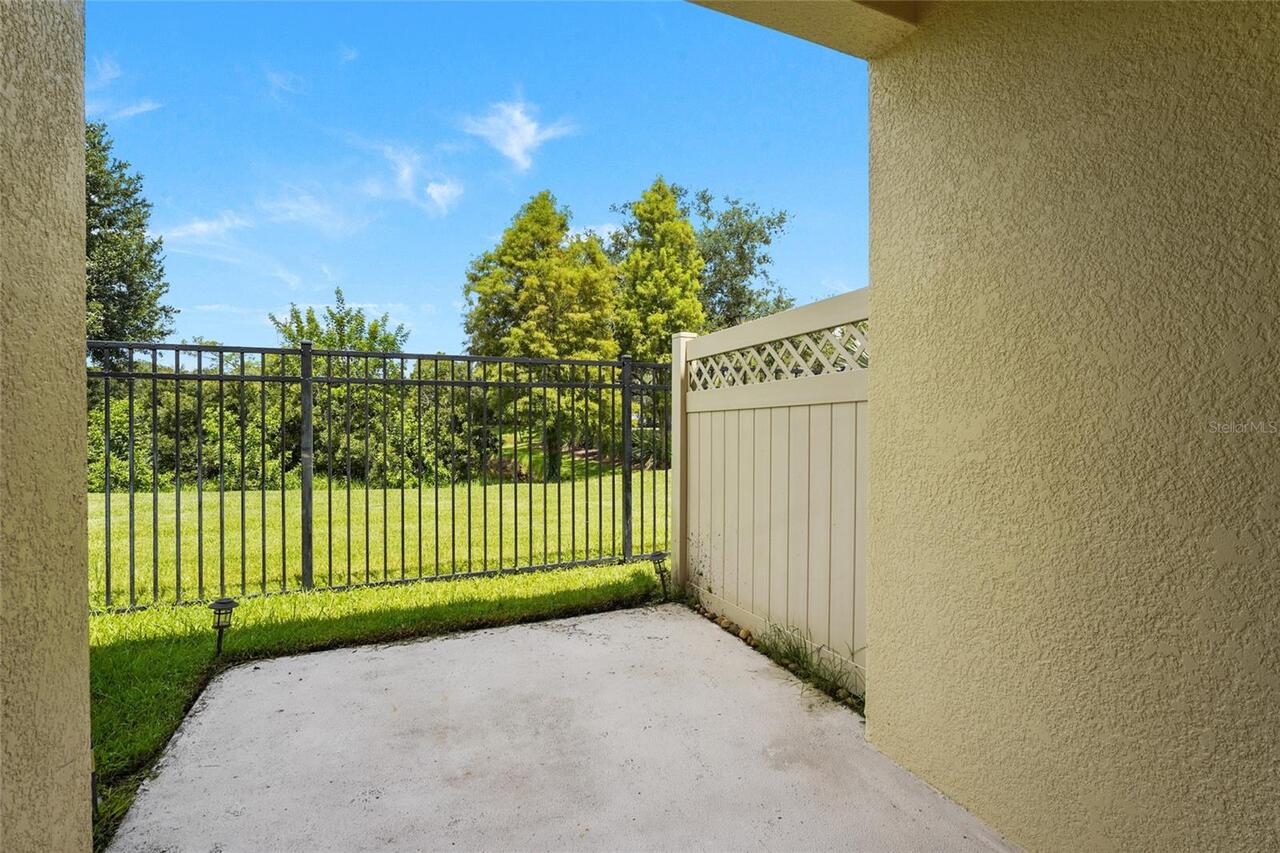 Listing Photo 9