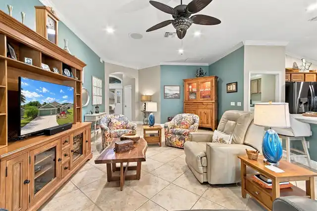 Listing Photo 7