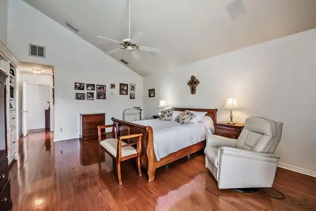 Listing Photo 31