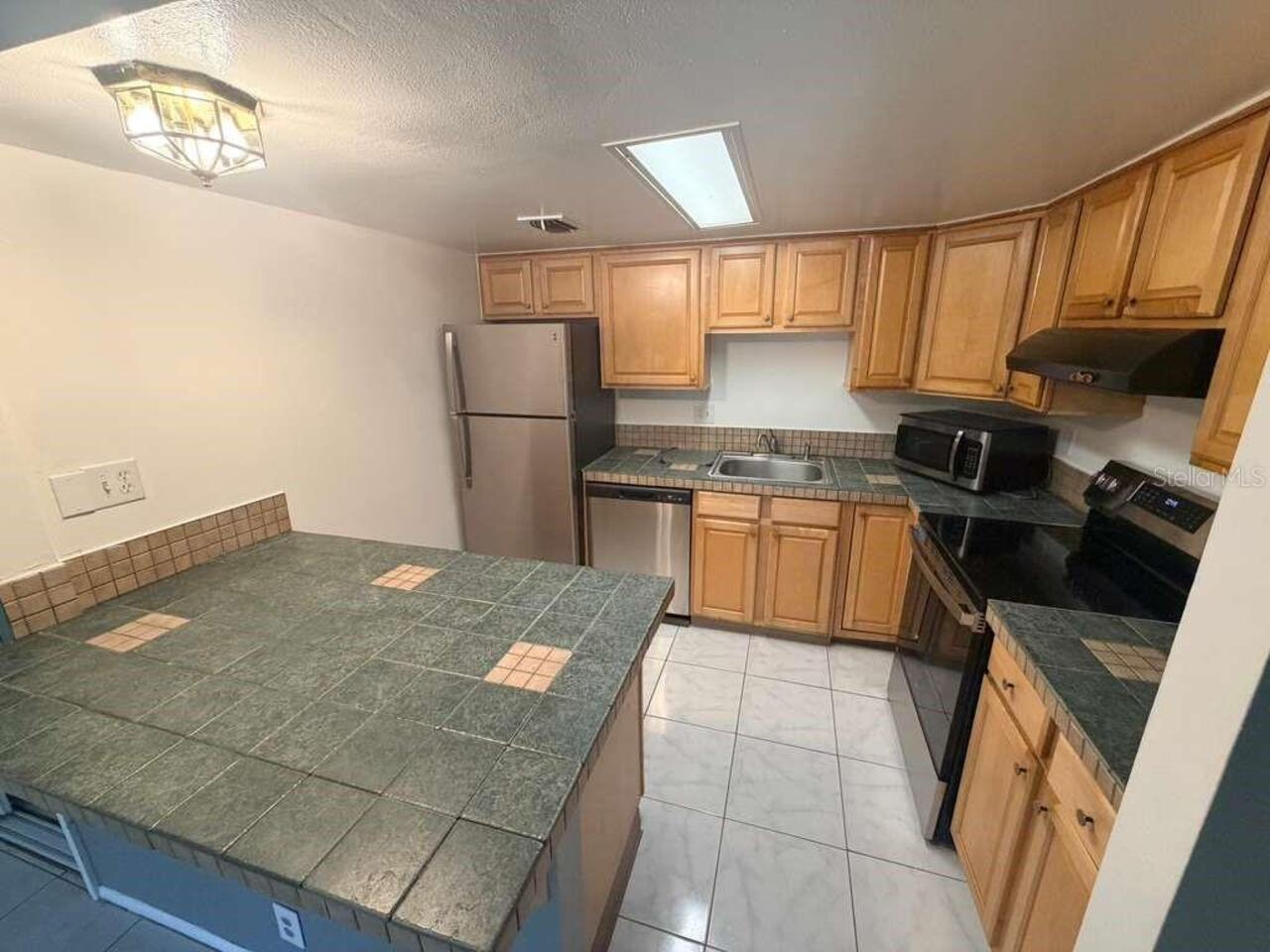 Listing Photo 10