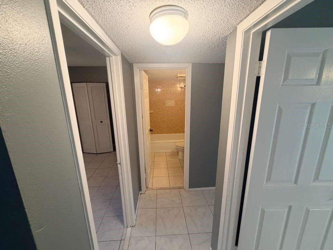 Listing Photo 12