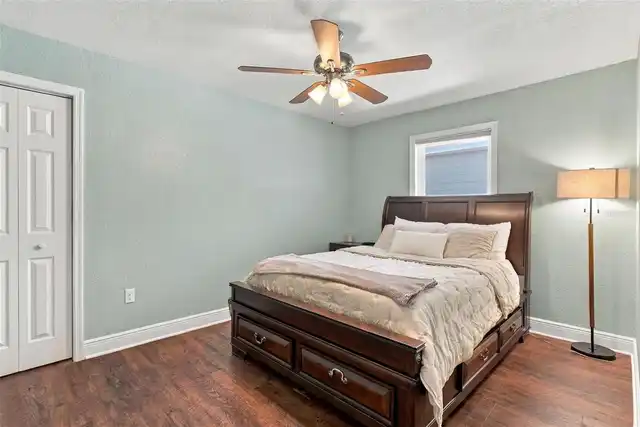 Listing Photo 25