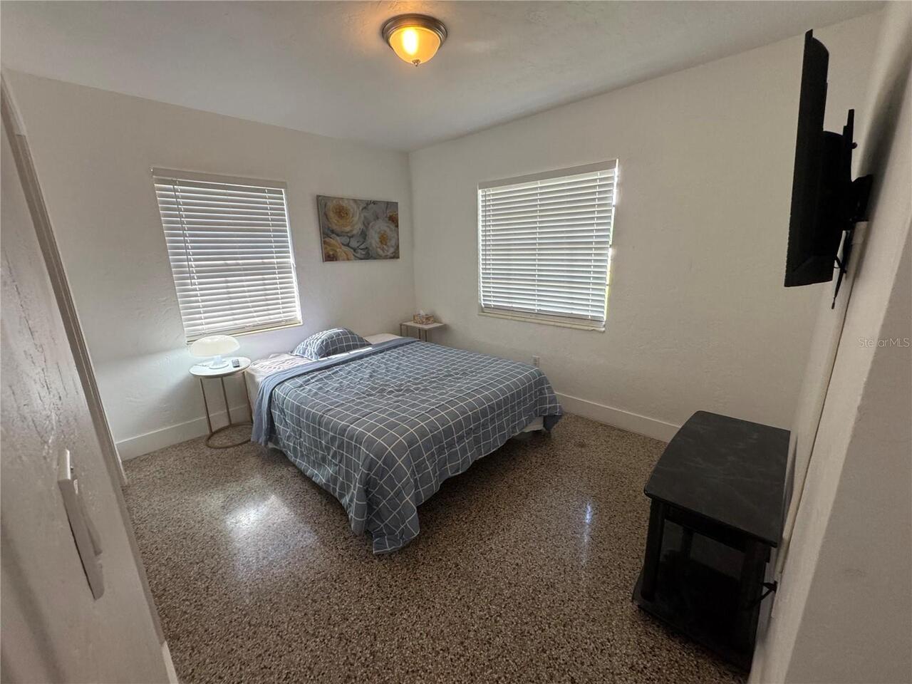 Listing Photo 14