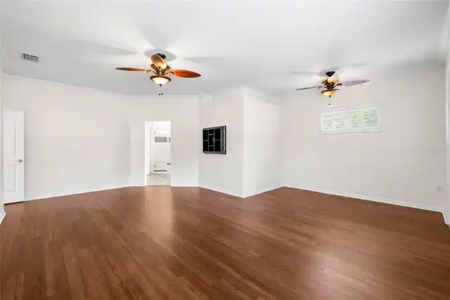 Listing Photo 26
