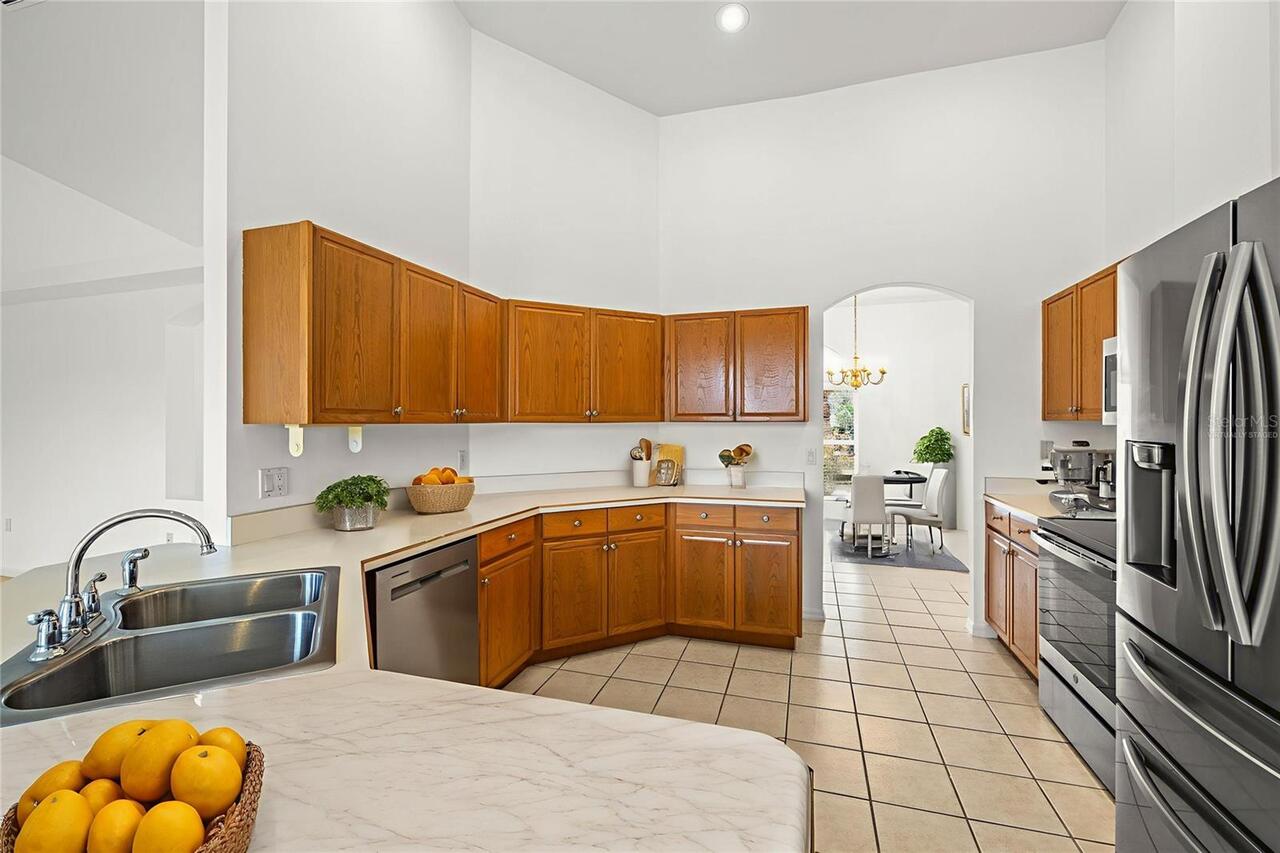 Listing Photo 12