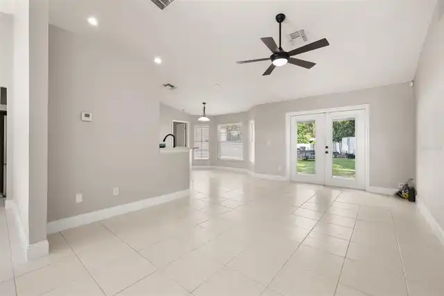 Listing Photo 24
