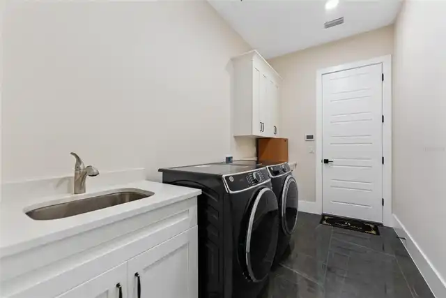 Listing Photo 33