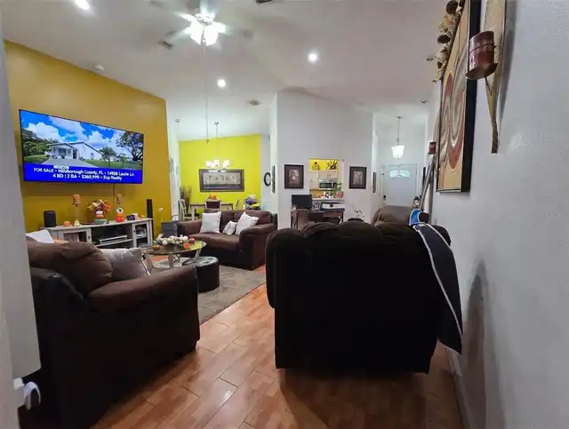 Listing Photo 8