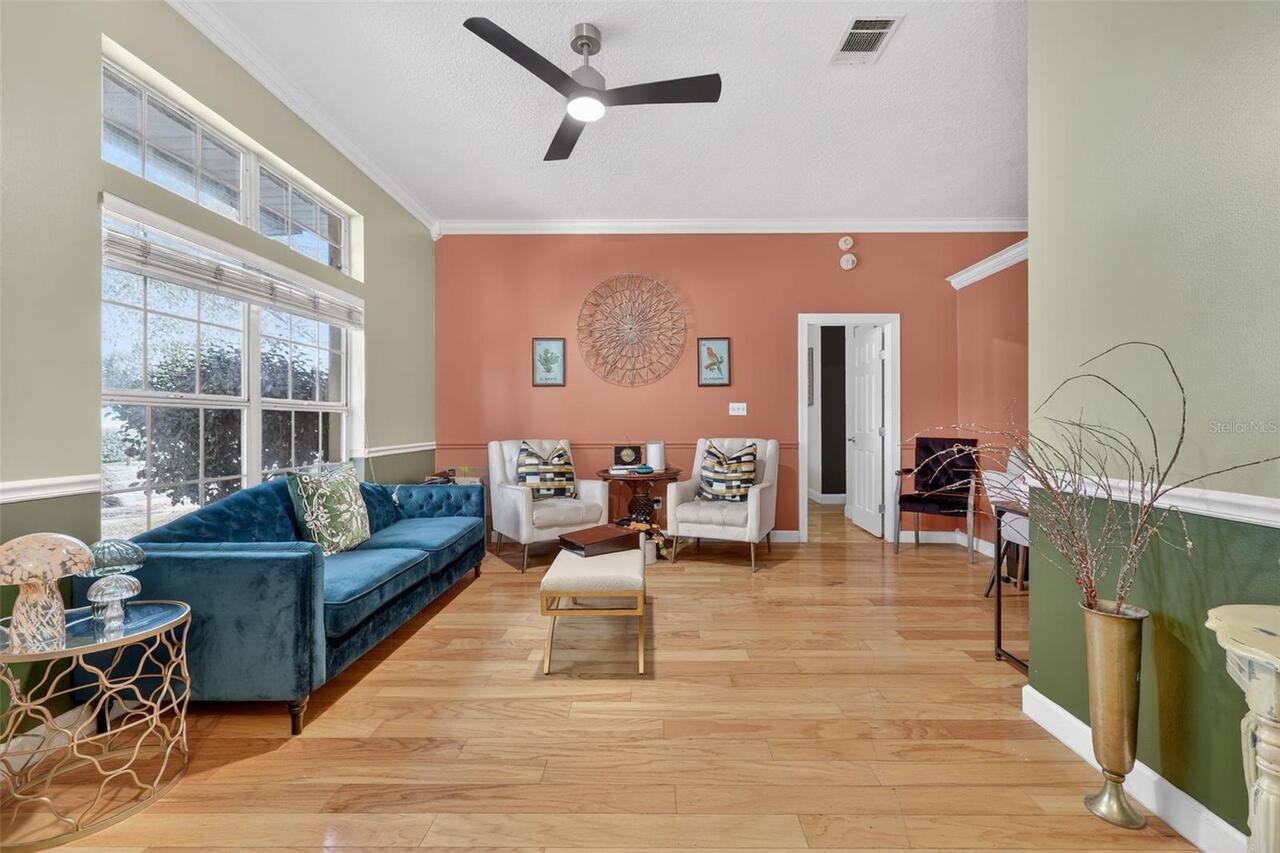 Listing Photo 6