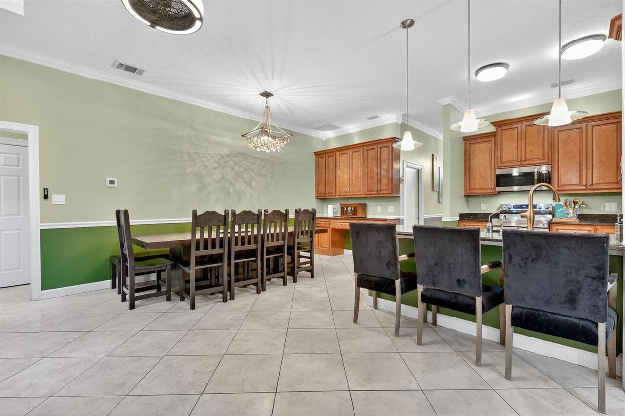 Listing Photo 10