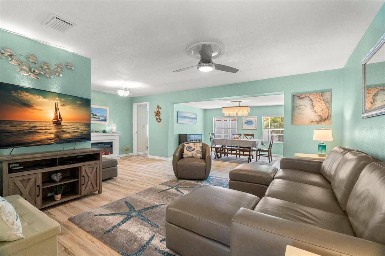 Listing Photo 12