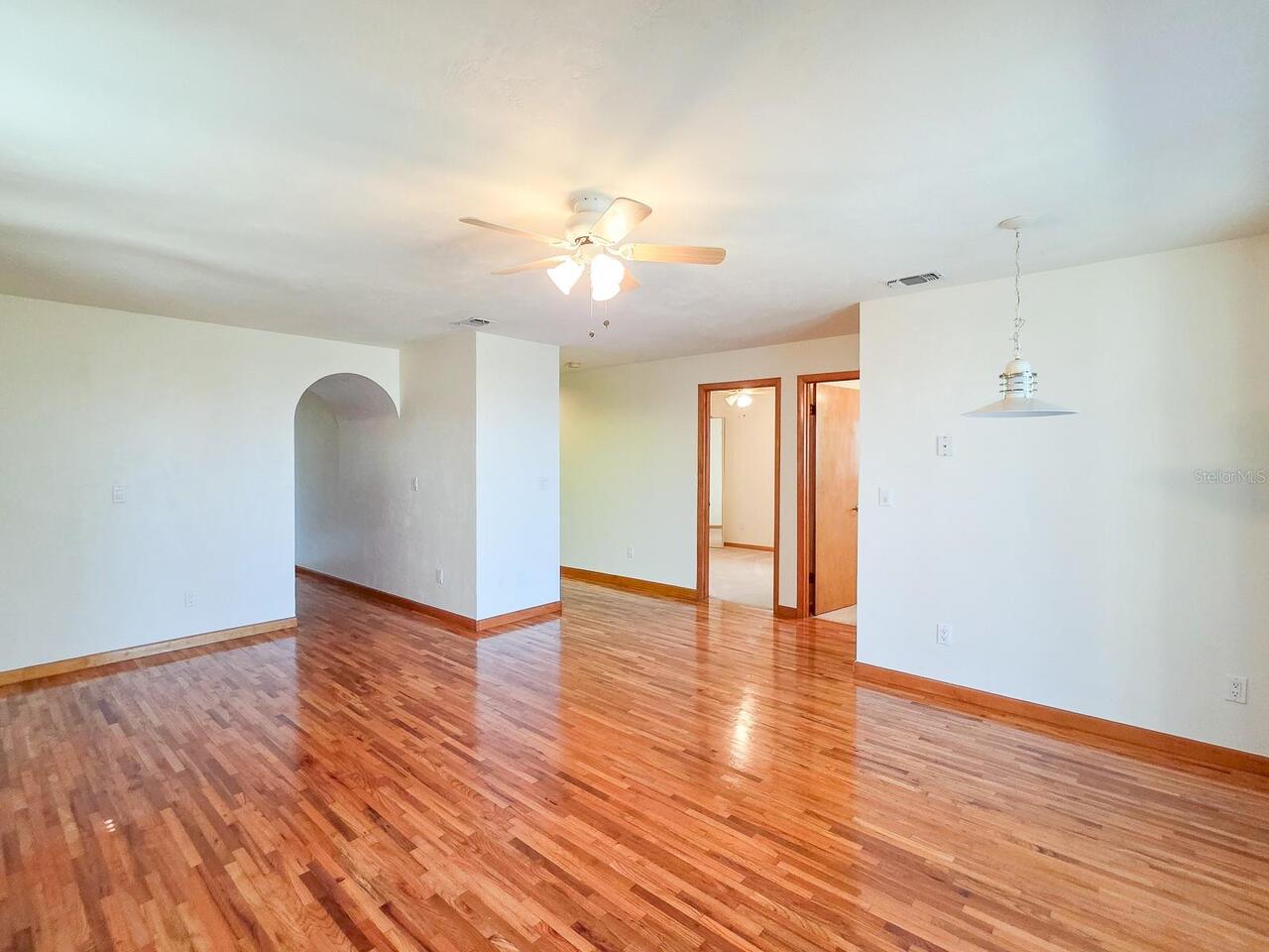Listing Photo 37