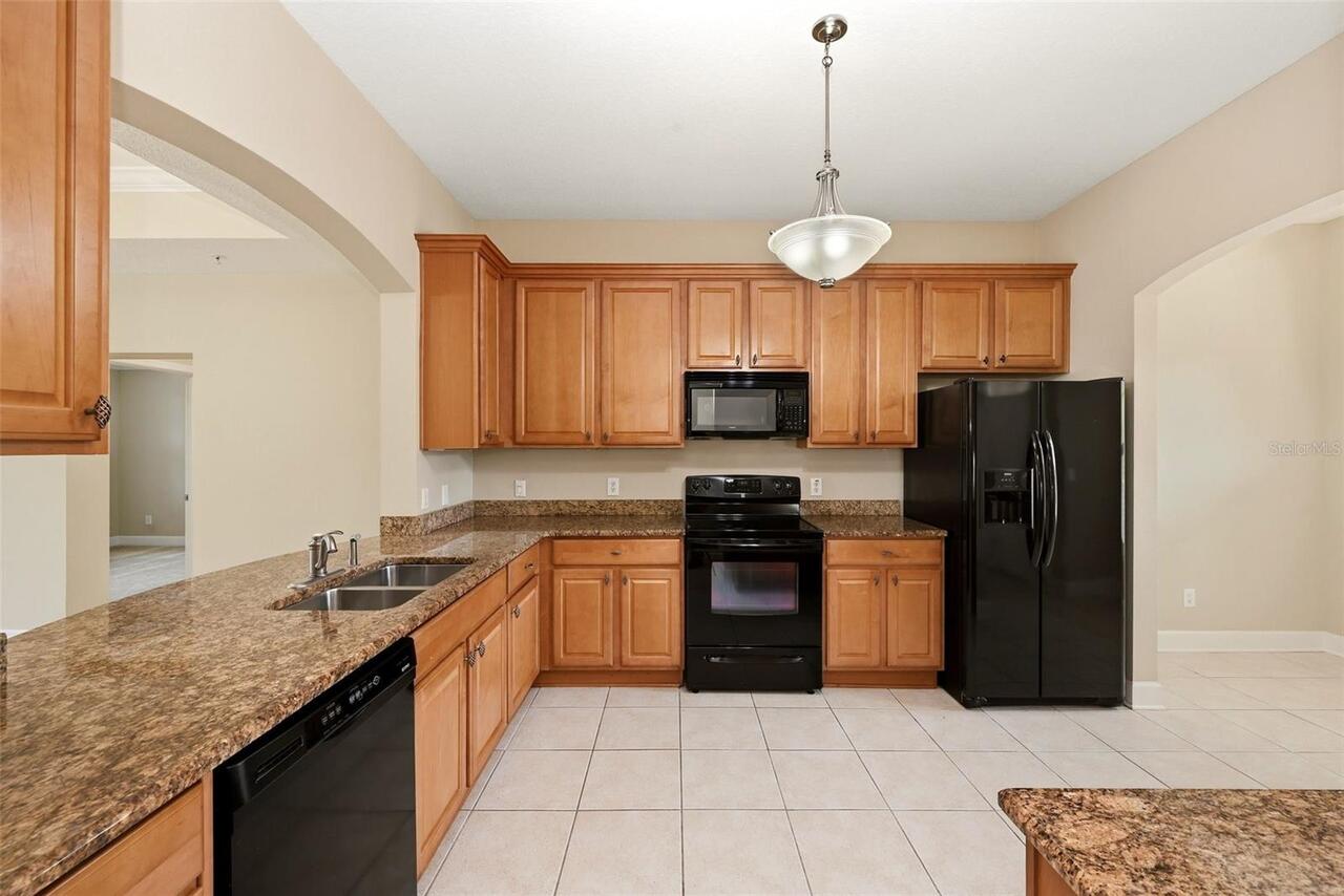 Listing Photo 11