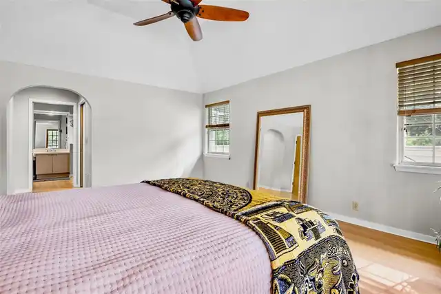 Listing Photo 22