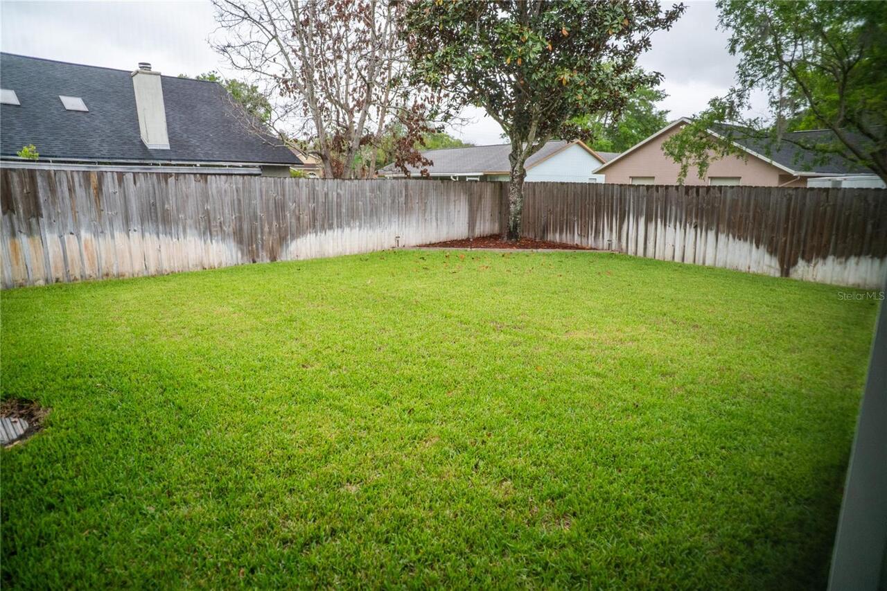 Listing Photo 10