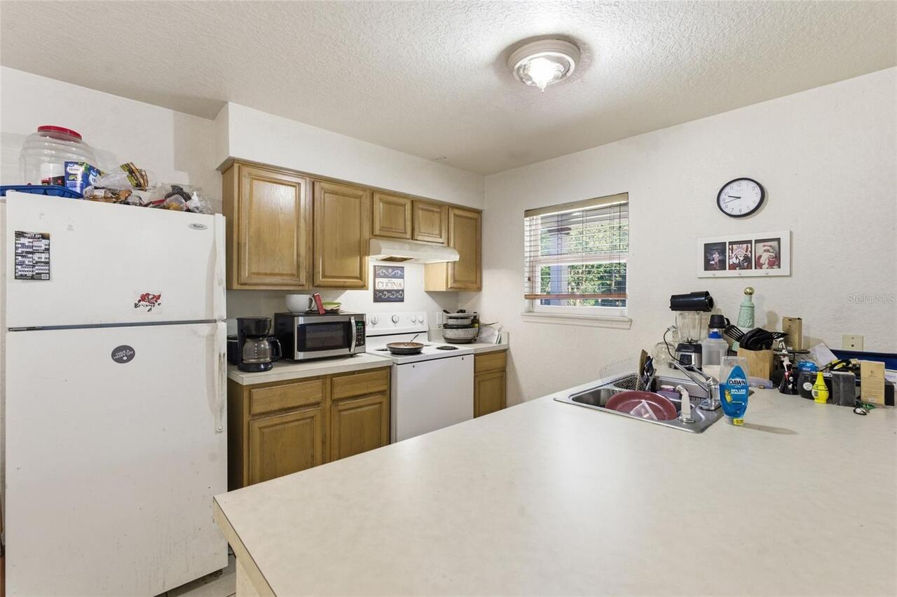 Listing Photo 8