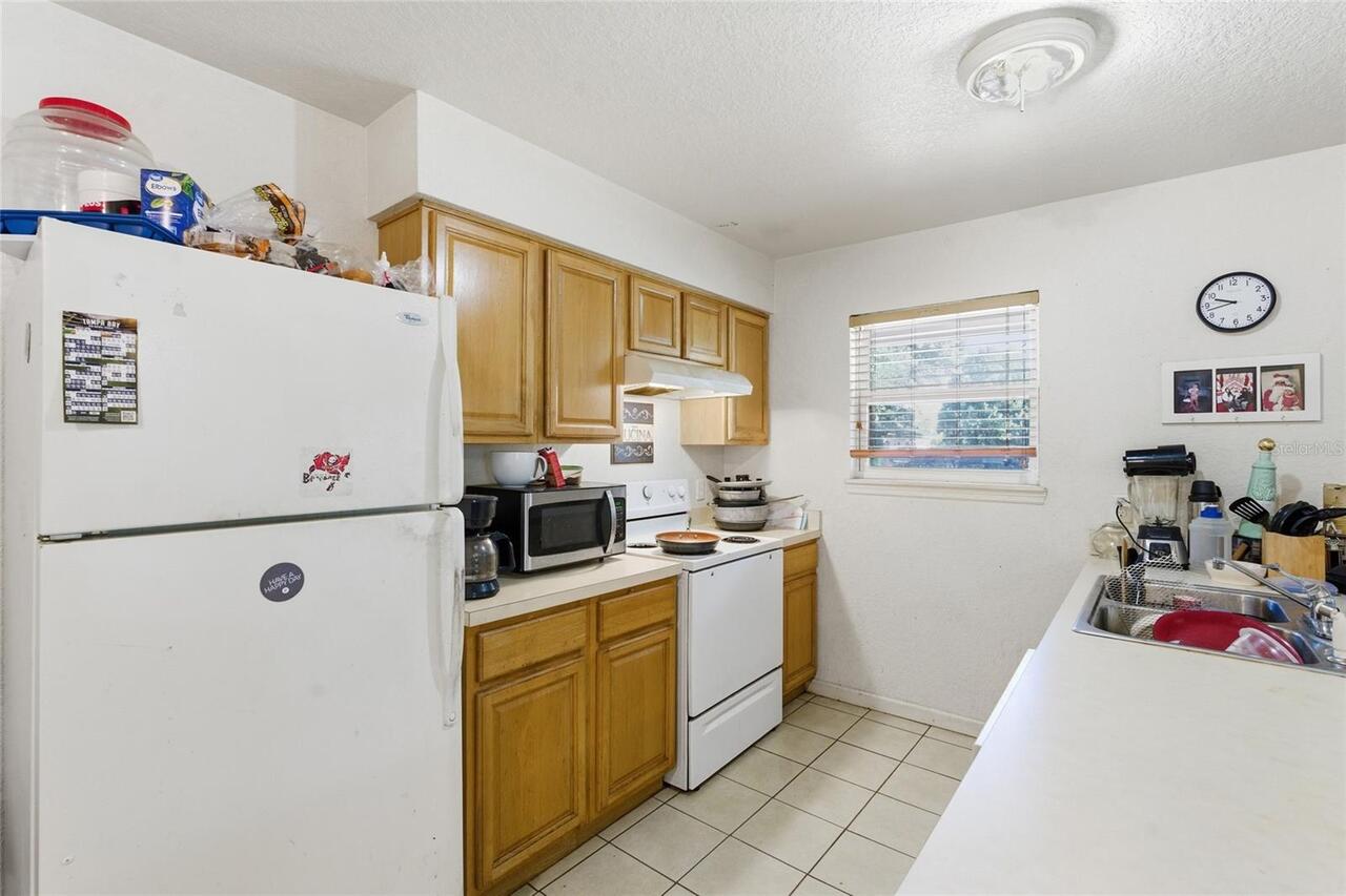 Listing Photo 10