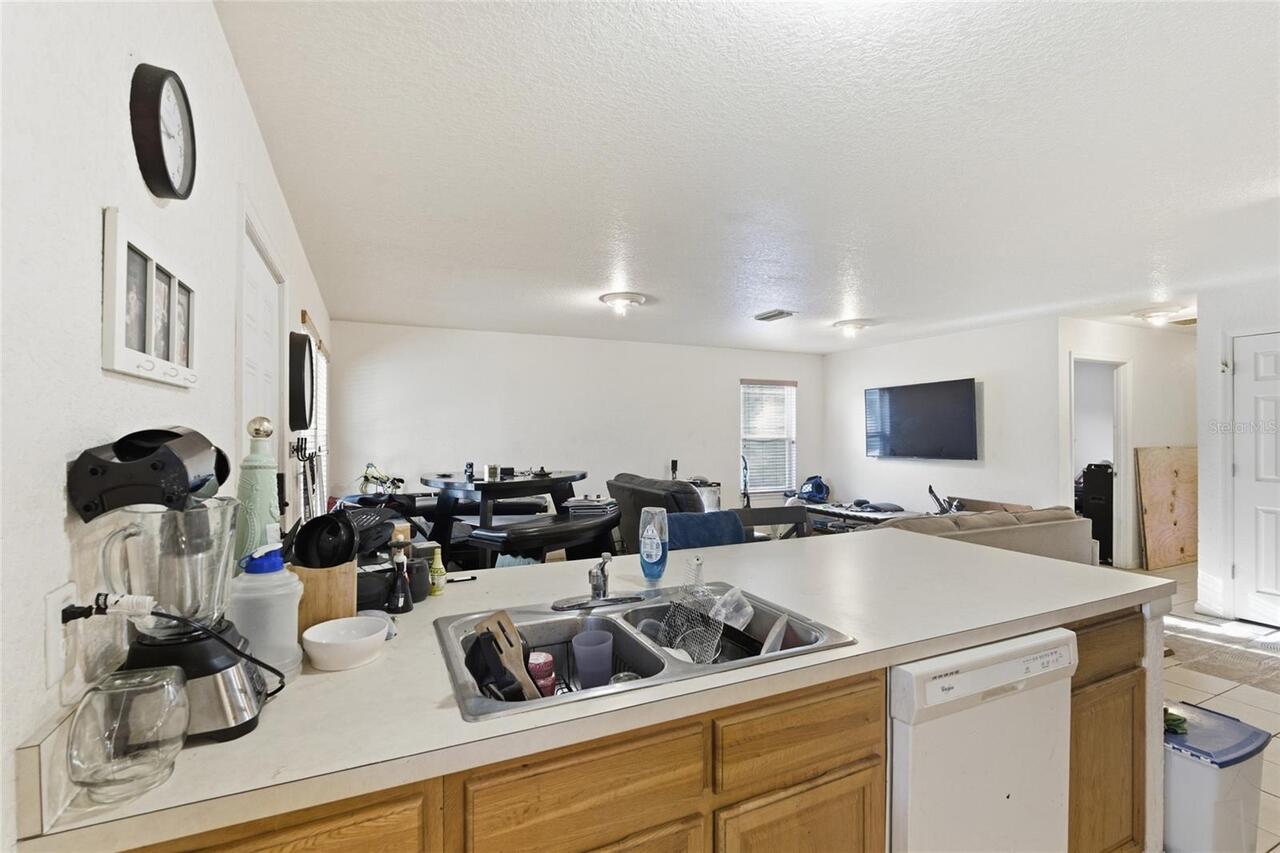 Listing Photo 12