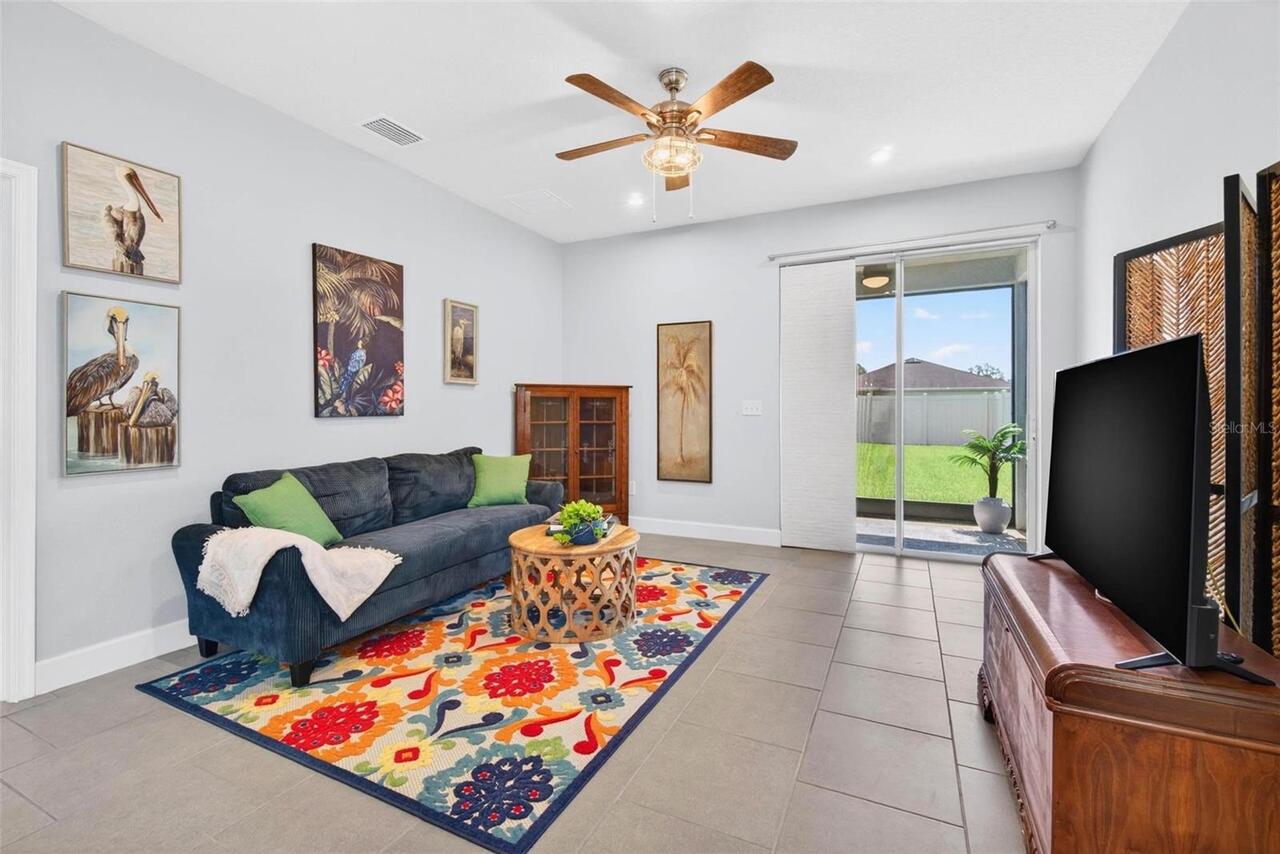 Listing Photo 8