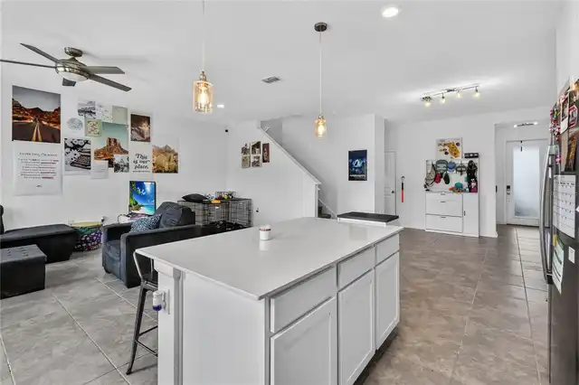 Listing Photo 11