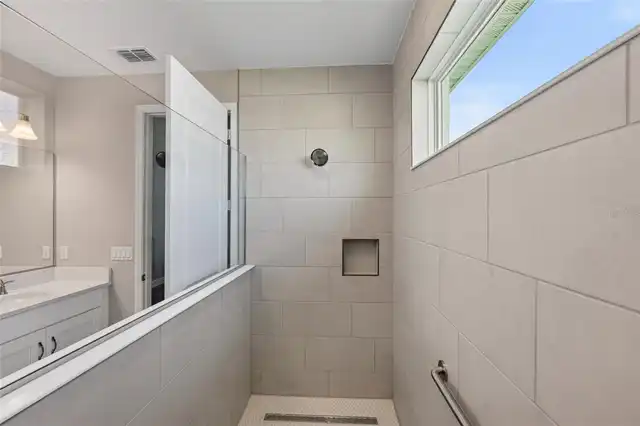 Listing Photo 38