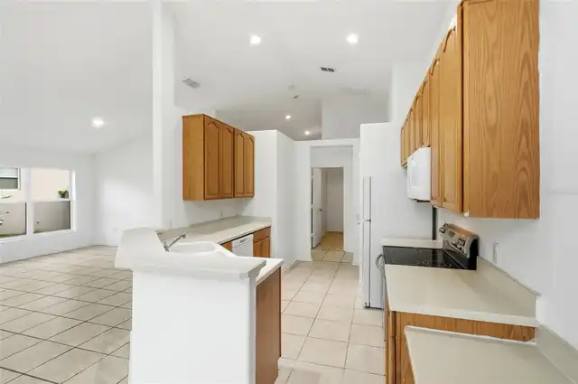 Listing Photo 22