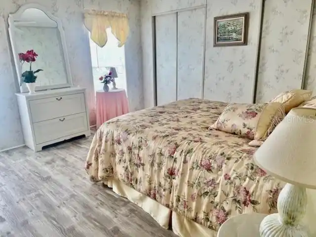 Listing Photo 16