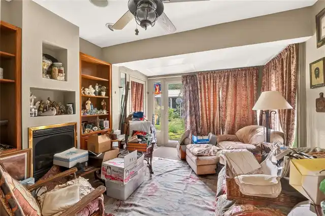 Listing Photo 14