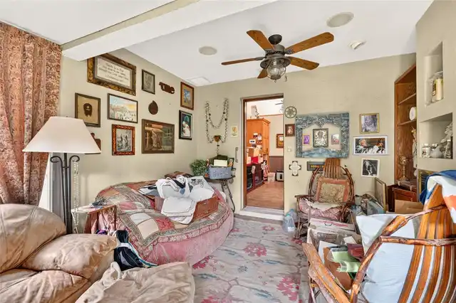 Listing Photo 15