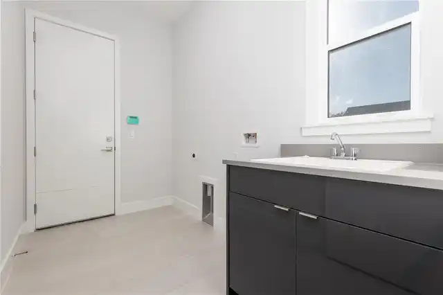 Listing Photo 32