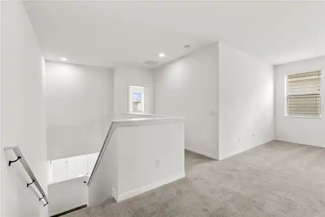 Listing Photo 18