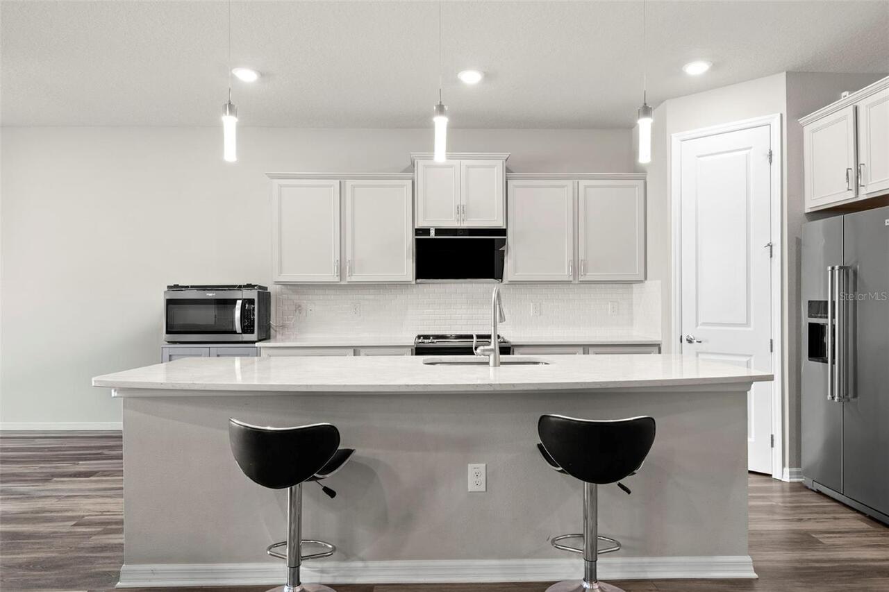Listing Photo 12
