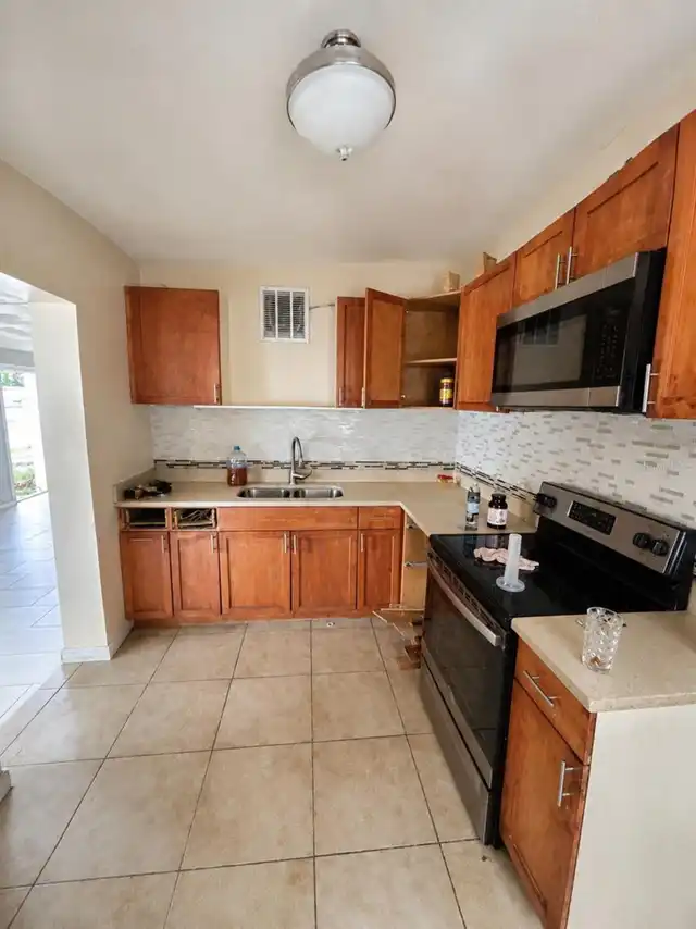 Listing Photo 9