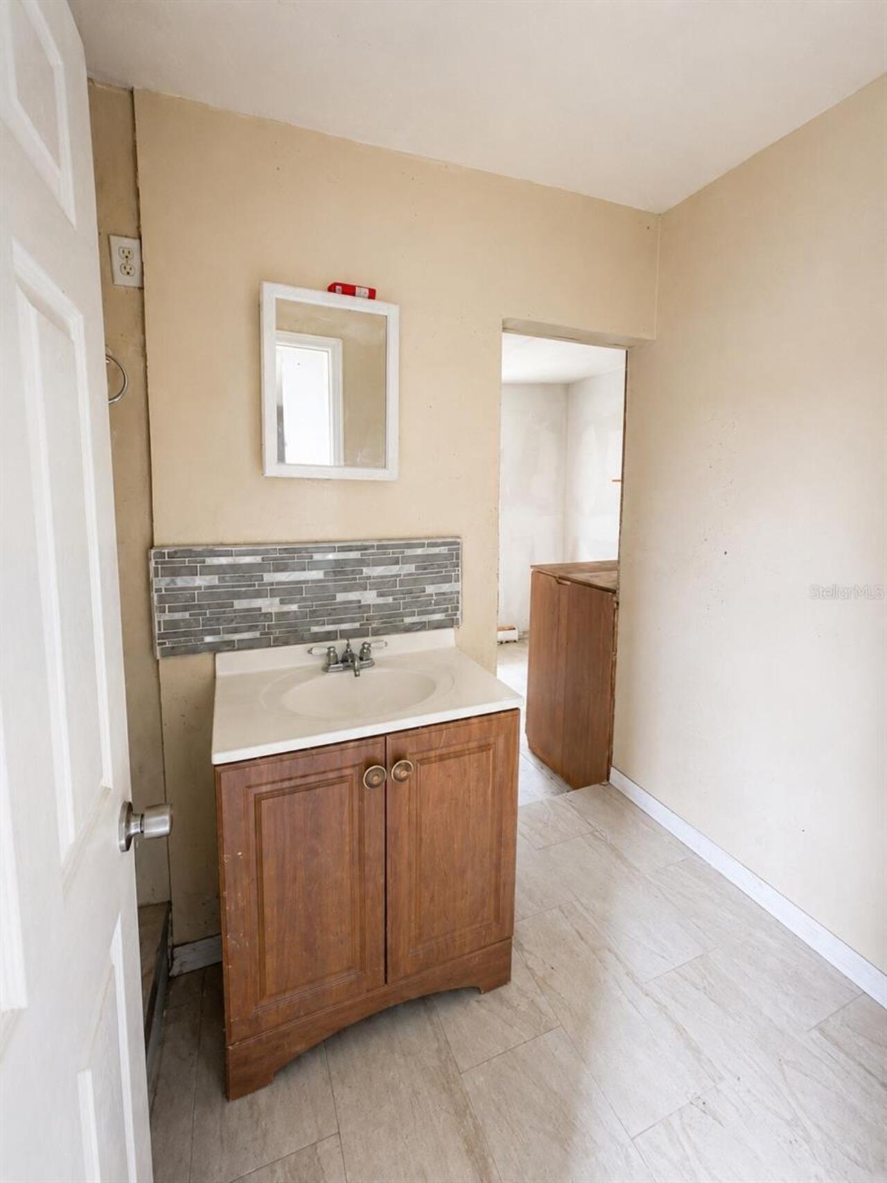 Listing Photo 10